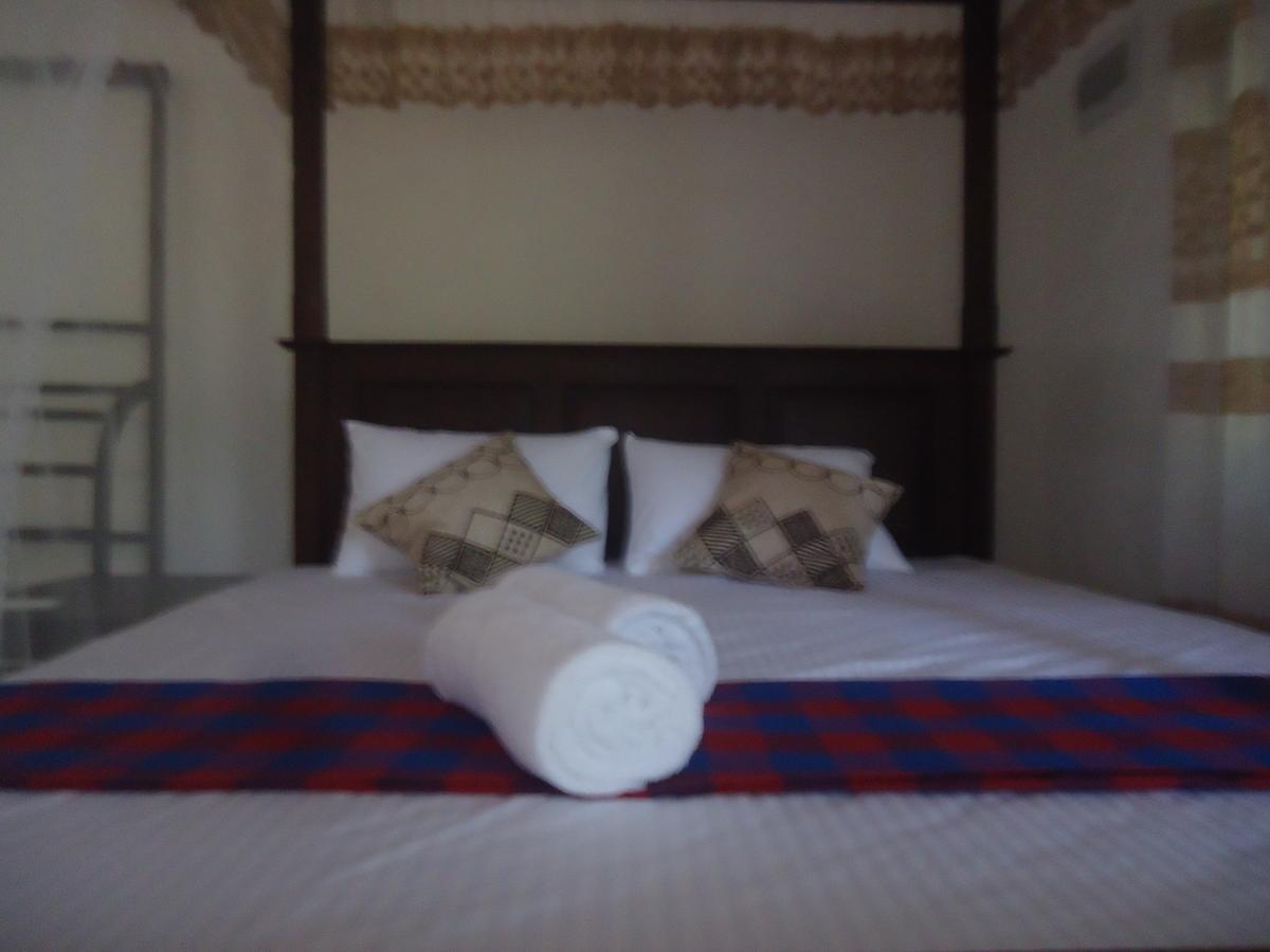 Eco Nest Marakolliya Bed & Breakfast Tangalle Bagian luar foto